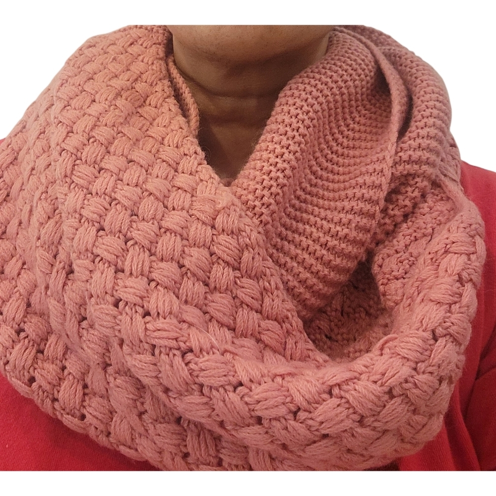 Chunky Pink Infinity Scarf